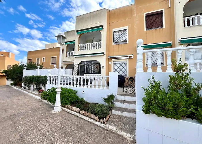 Serenity Oasis Apartment Торевьиа