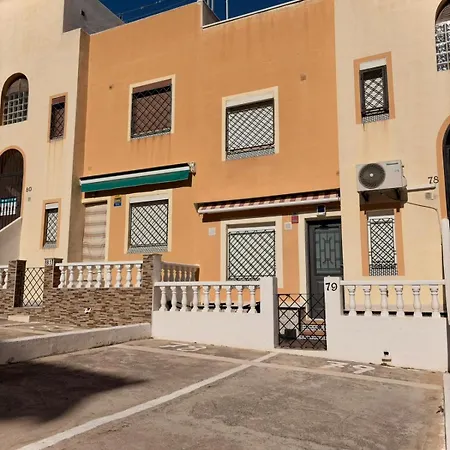 Serenity Oasis Апартаменты Торевьиа